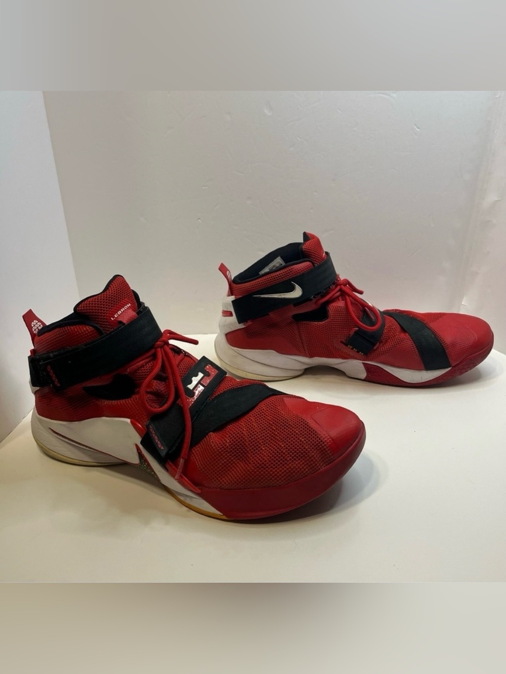 NIKE Zoom Lebron James Soldier basketball shoes men’s size 18 athletic sneakers